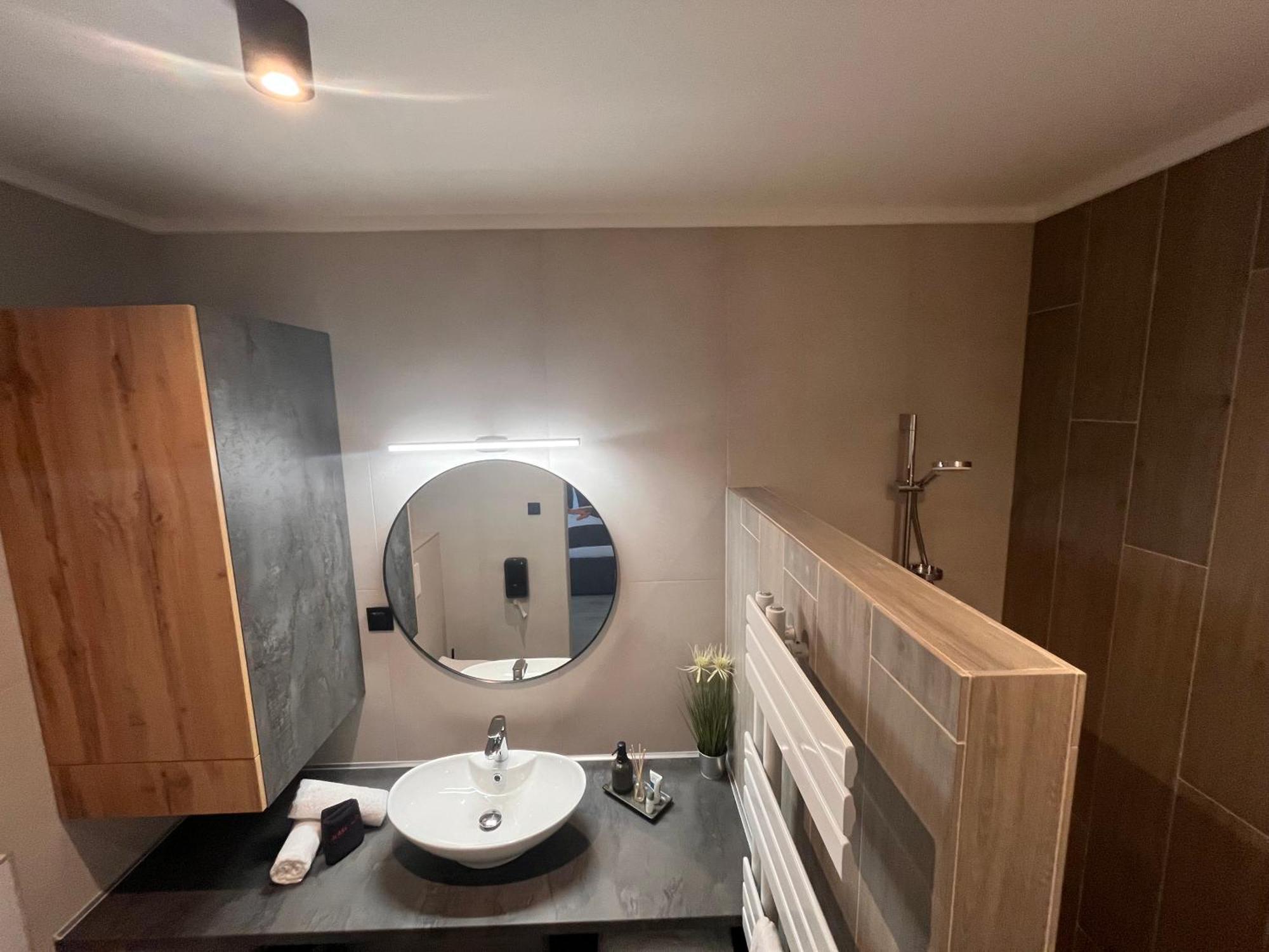Varkapu Apartmanok 2 ギュラ エクステリア 写真