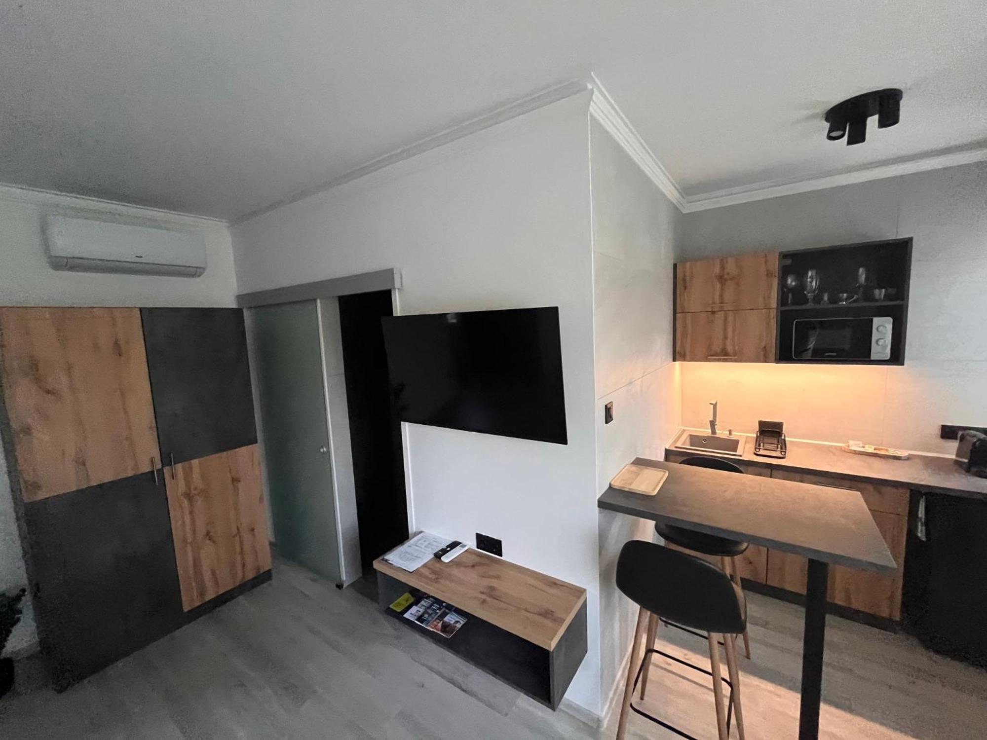 Varkapu Apartmanok 2 ギュラ エクステリア 写真